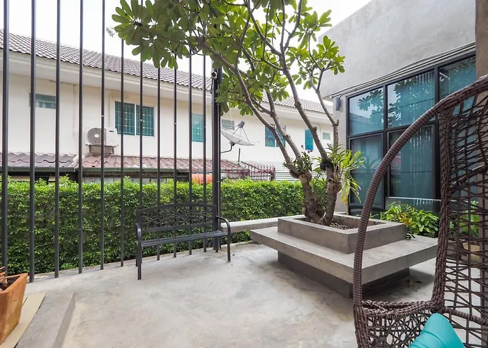 Oyo 75368 Demadre Bangkok