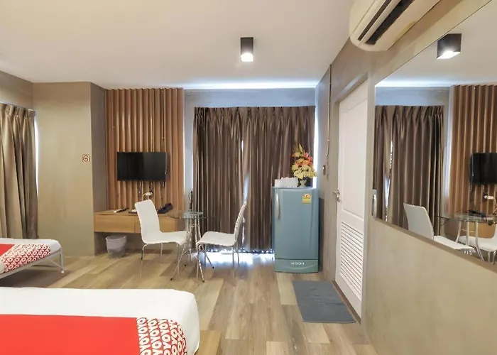 Hotel Oyo 75368 Demadre 3*